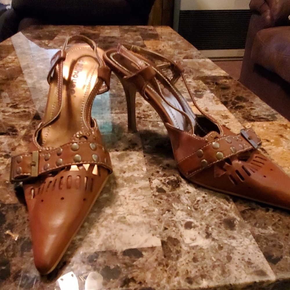 Dollhouse heels